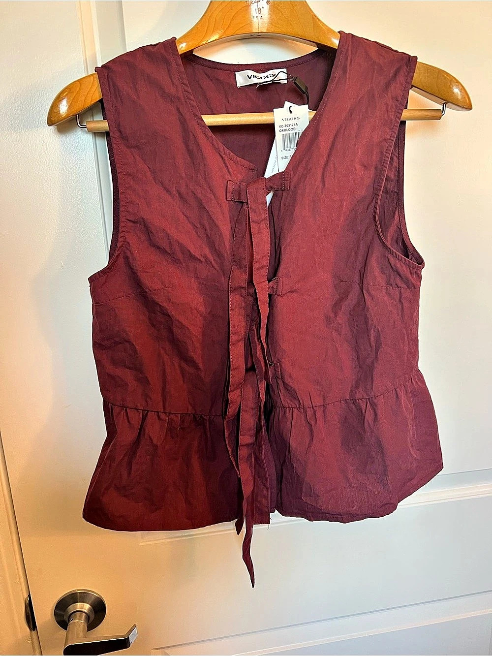 Vigoss Ruffle Sleeveless Top with Ties in Burgundy Large renaissance Vest NWT